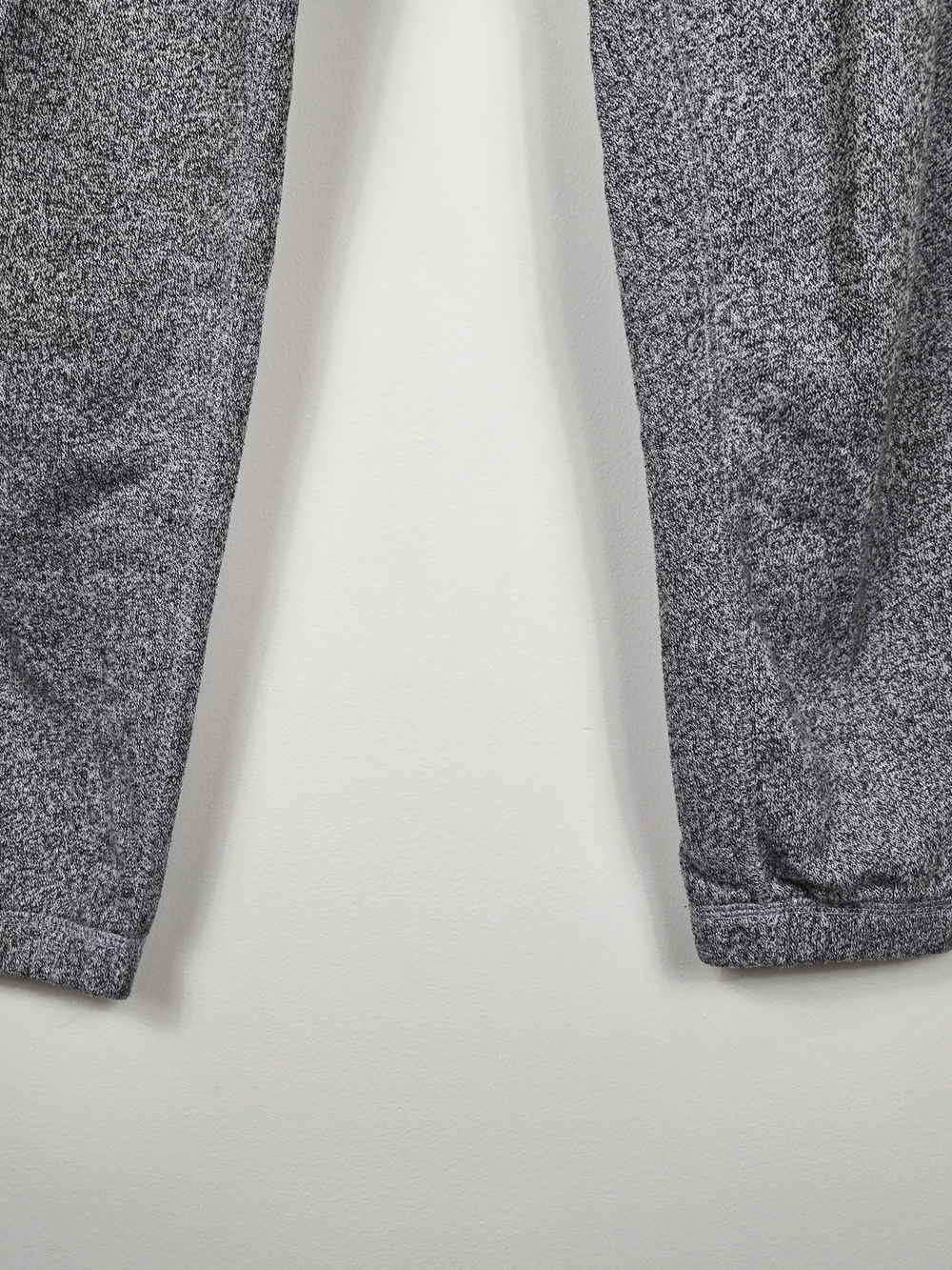 Roots Kids Size 10 Salt Pepper Grey Sweatpants Beaver Logo Joggers - Picture 4 of 8